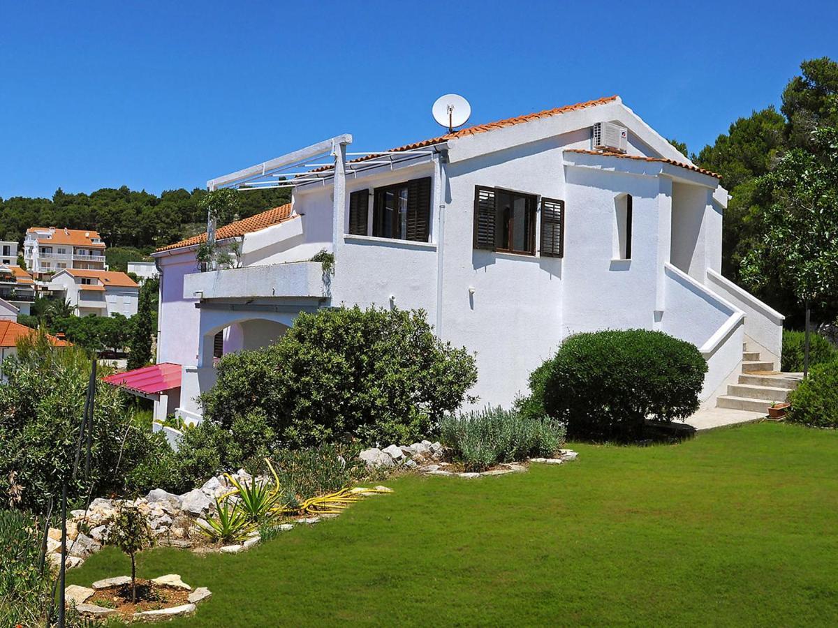 Avelini-3 Apartment Hvar Town